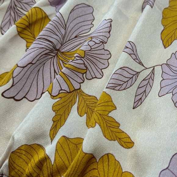 Monteau Halter Smocked Sleeveless Floral Blouse NWOT - Picture 8 of 10